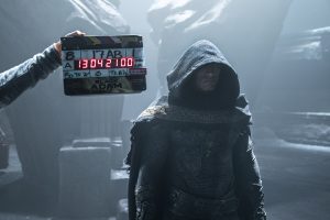 与“黑亚当”背后的剪辑团队一起编辑超级英雄电影的艺术