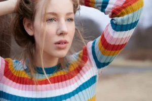 如何拍摄广角人像